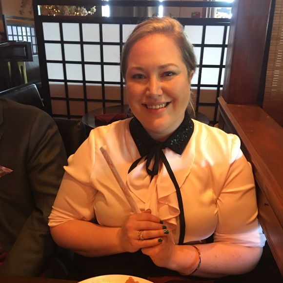 Meet your Posher, Megan - Picture 2 of 2